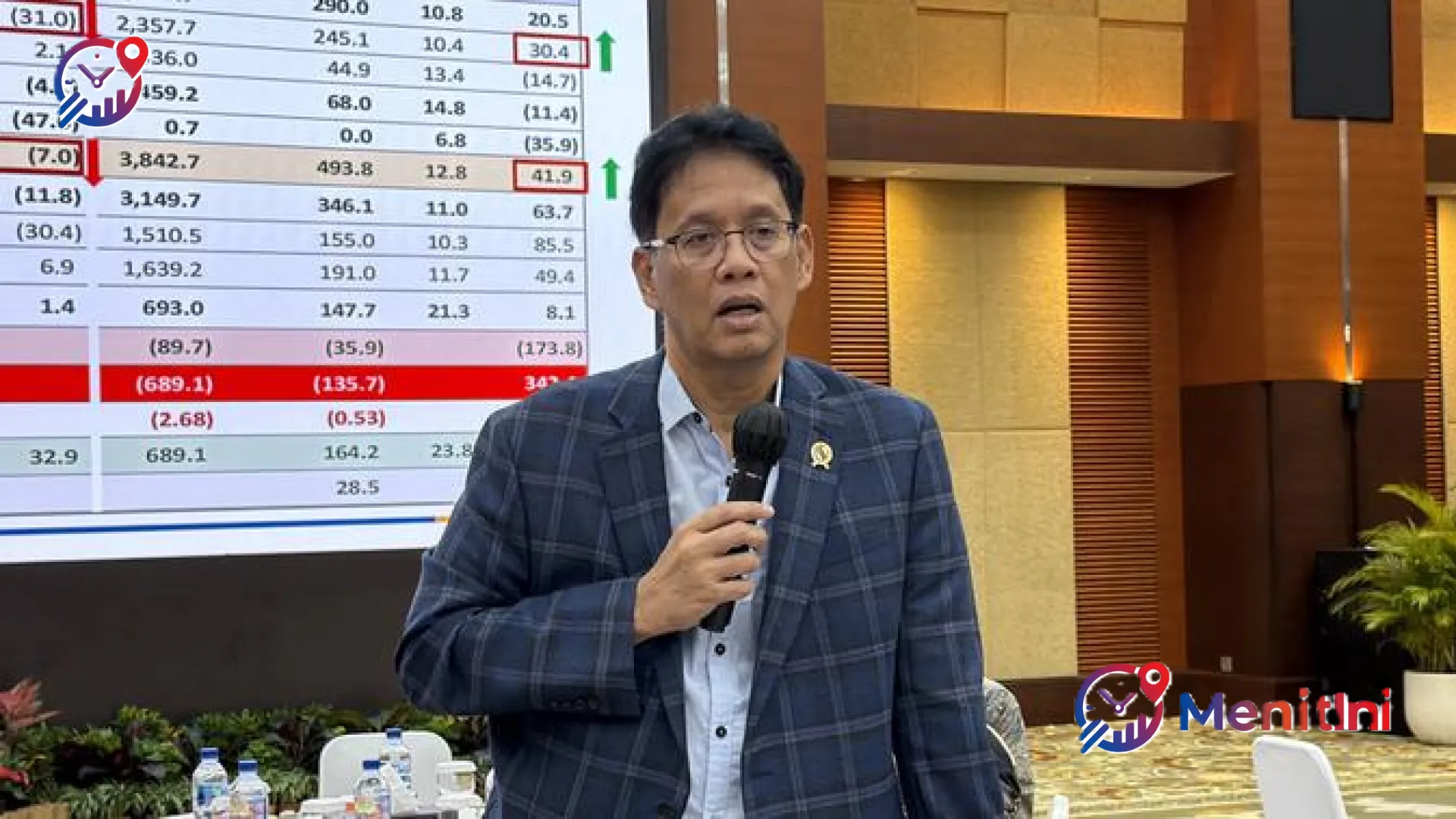 Insentif Kendaraan Listrik 2026 Ditunda: Menimbang Strategi Nikel dan Masa Depan Ekosistem EV Indonesia