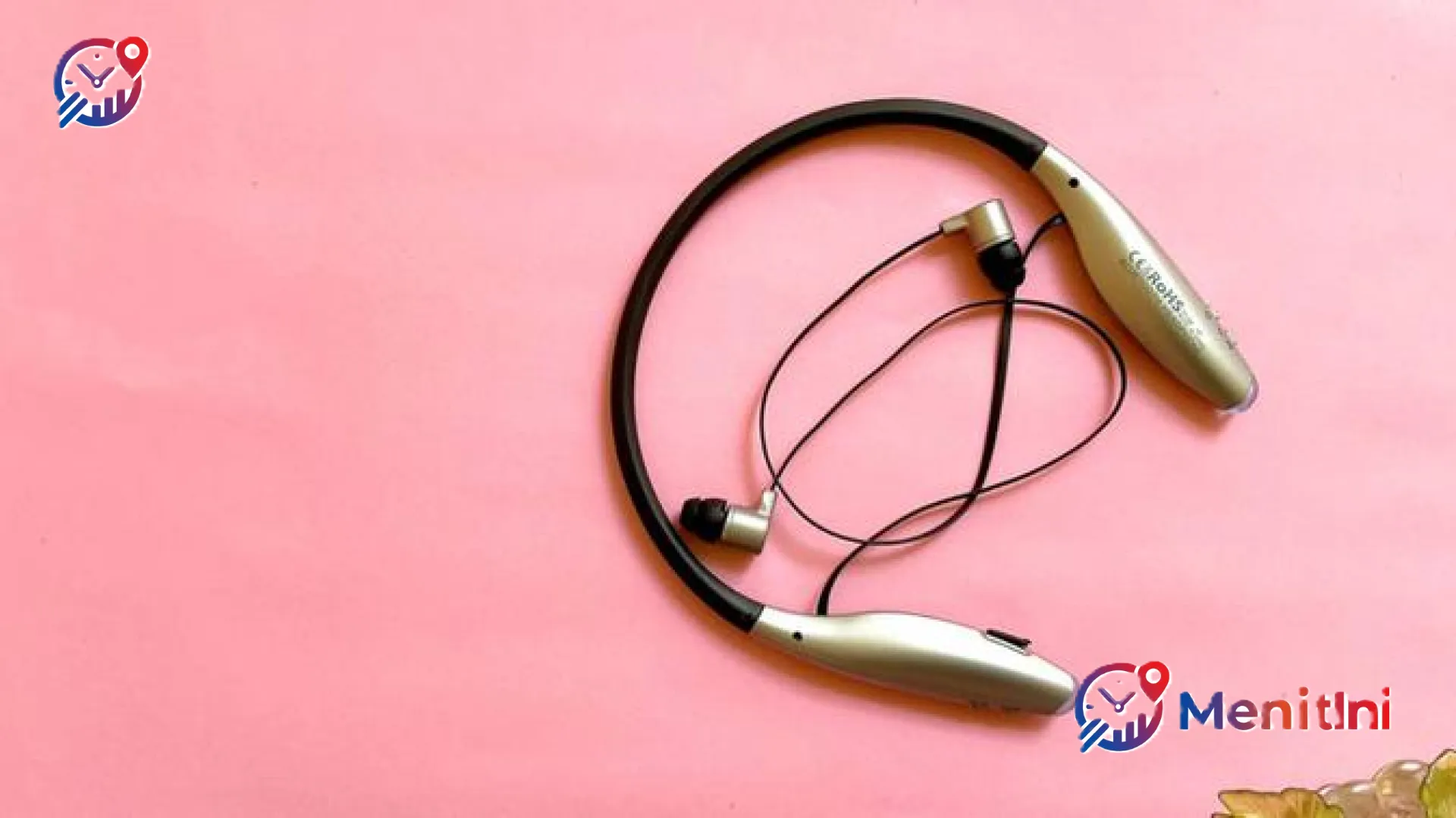 Neckband Earphone Terbaik 2024: Solusi Audio Praktis, Baterai Awet, dan Tak Mudah Hilang untuk Gaya Hidup Aktif