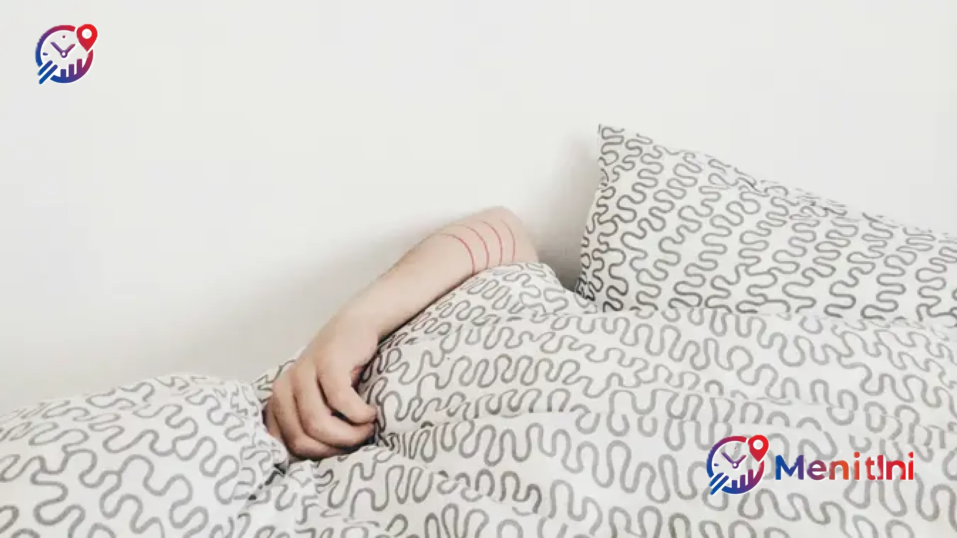 Misteri Bantal Basah: Mengapa Anda Ngiler Saat Tidur dan Bagaimana Cara Mengatasinya?