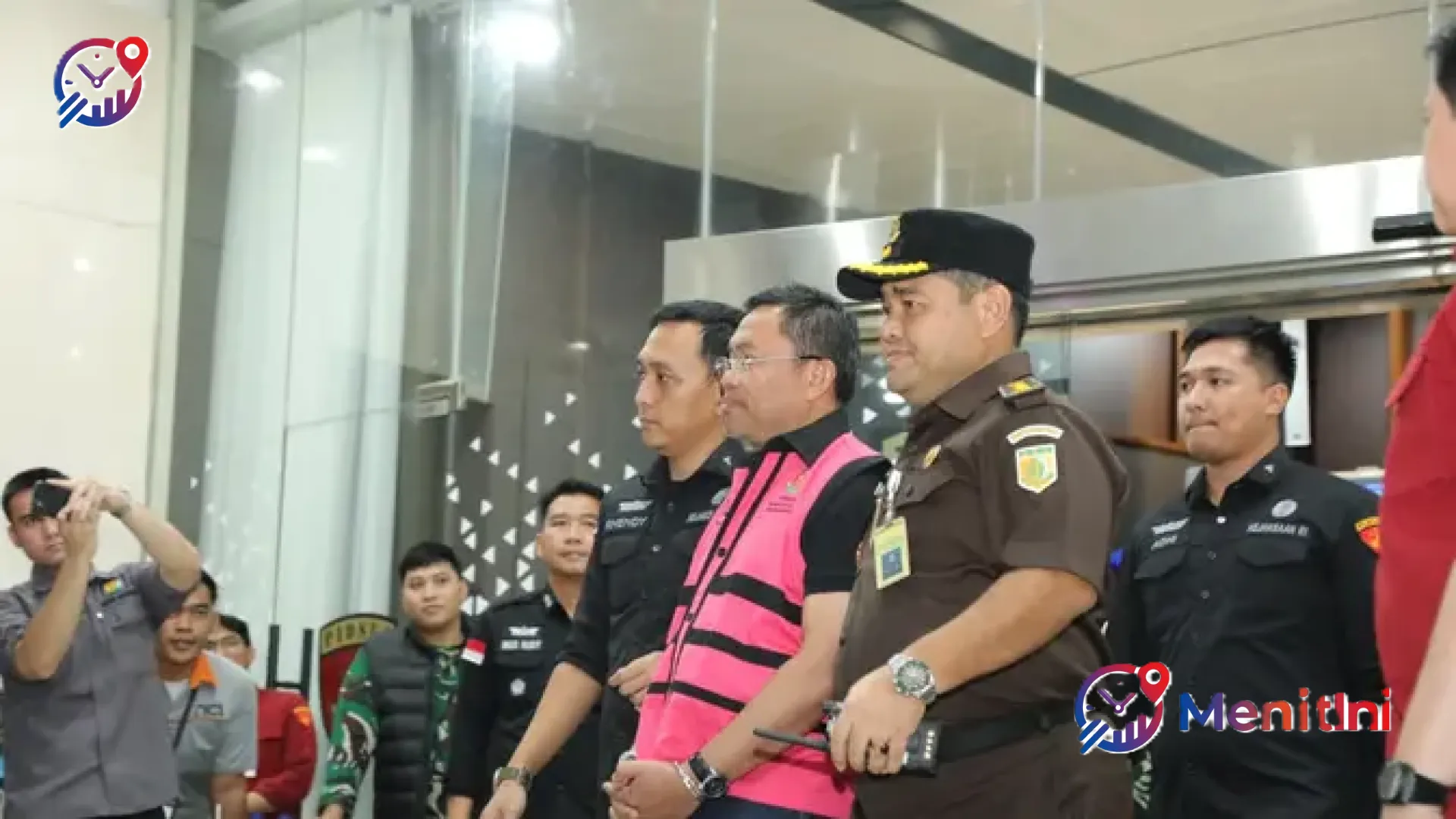 Badai Korupsi dan Hoaks di Balik Program Makan Bergizi Gratis: Fakta yang Harus Anda Ketahui